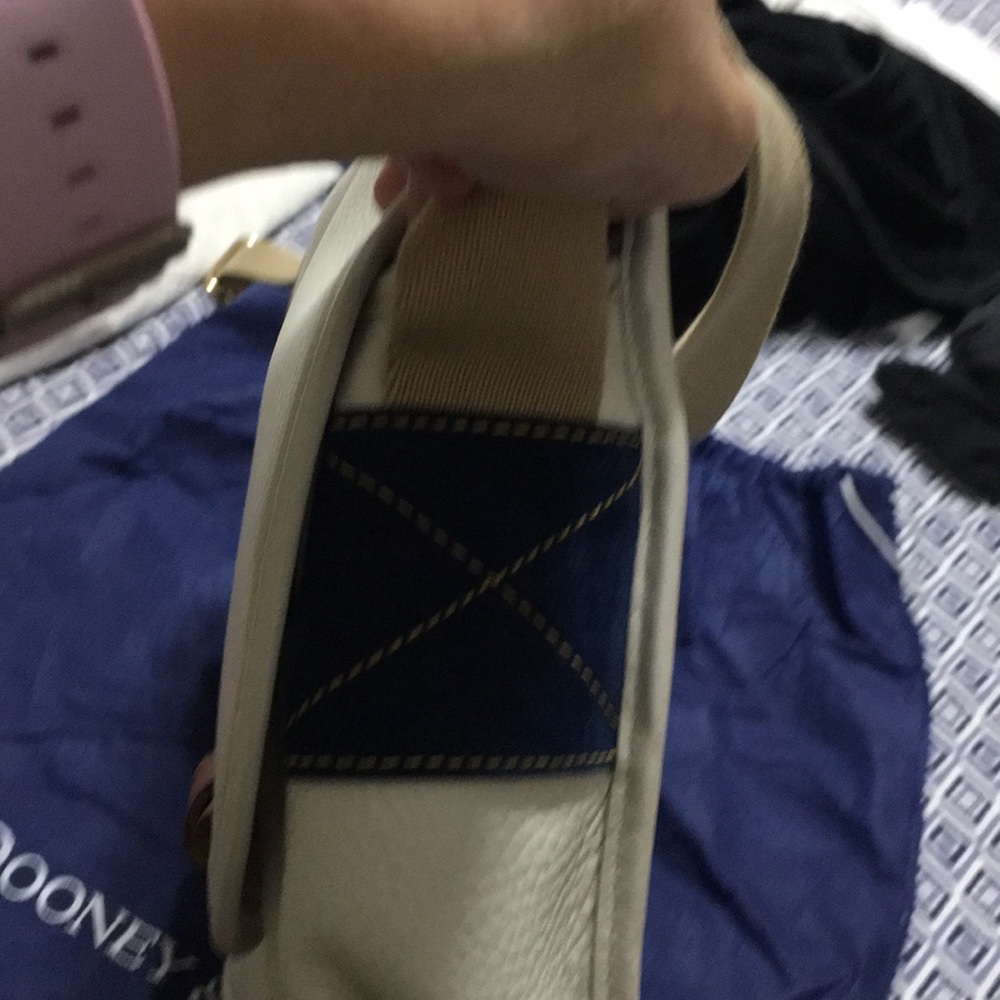 Purse - Picture 7 of 8